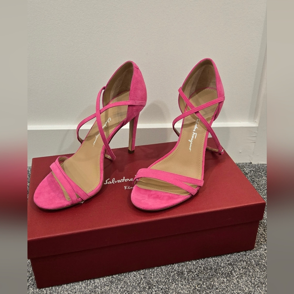 Pink Salvatore Ferragamo heels